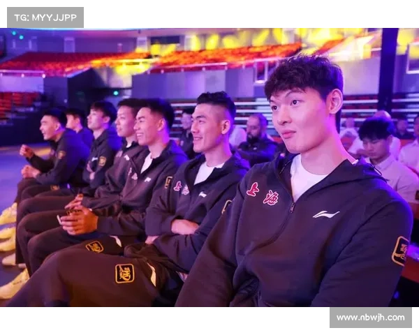 中国男篮更新换代加速 00后球员占比首次突破半数大关 中国男篮更新换代加速 00后球员占比首次突破半数大关